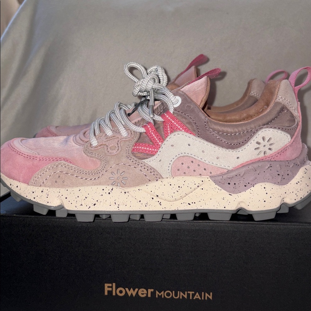 NWT Flower Mountain Yamano 3 Sneaker in Cipria Beige - Picture 13 of 15
